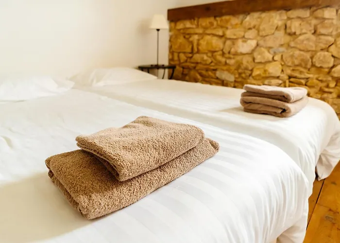 Chateau Camp Del Saltre With Communal Swimming Pool * Prayssac