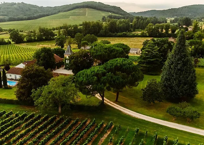 Chateau Camp Del Saltre With Communal Swimming Pool Hotel