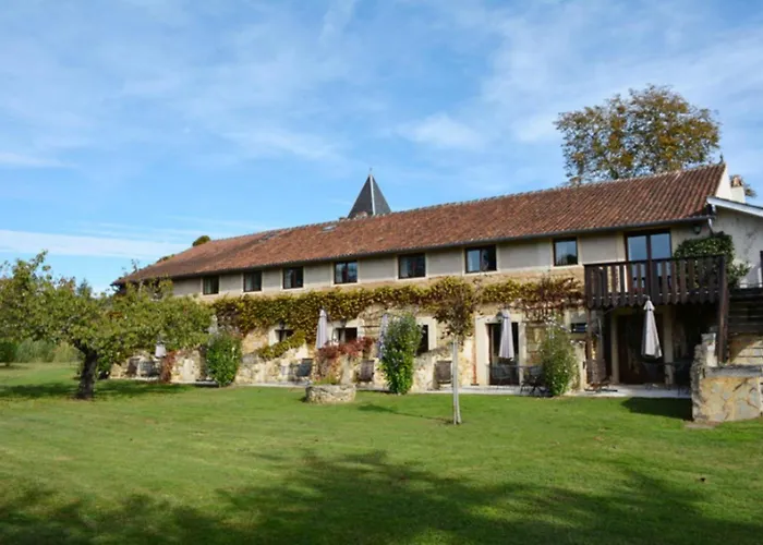 Chateau Camp Del Saltre With Communal Swimming Pool *