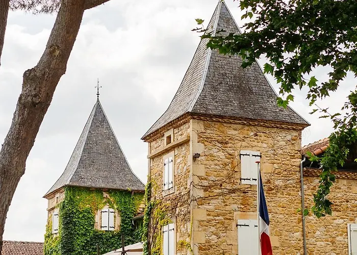 Hotel Chateau Camp Del Saltre With Communal Swimming Pool *